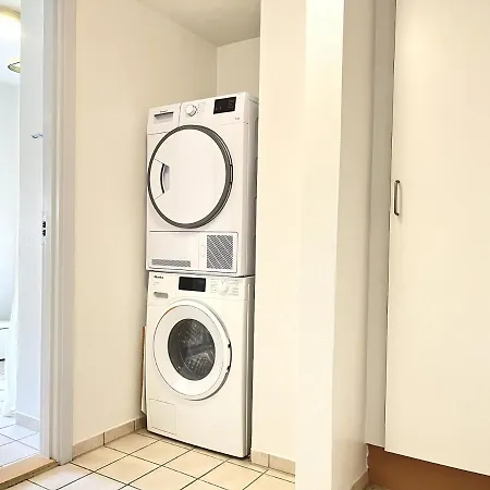 Furnished 1 Bedroom I Center * كولدينغ