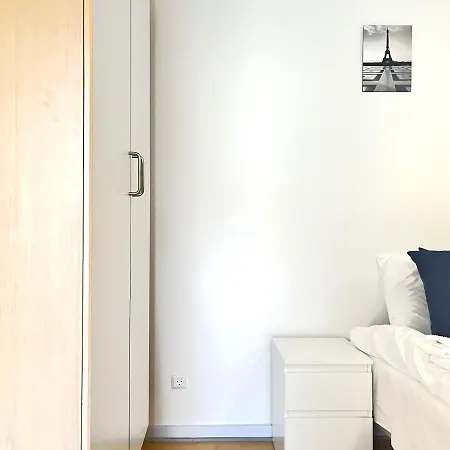Furnished 1 Bedroom I Center شقة *